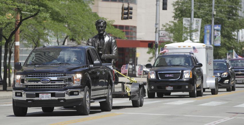 PHOTOS: 1,700 pound Abraham Lincoln catches a ride from Urbana to Dayton