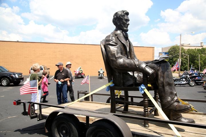 PHOTOS: 1,700 pound Abraham Lincoln catches a ride from Urbana to Dayton