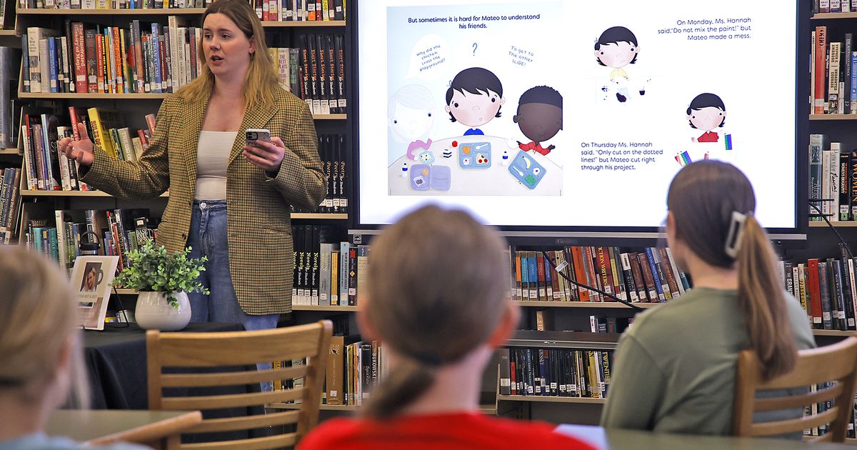 Alum shares published children’s book with Shawnee middle, high schoolers