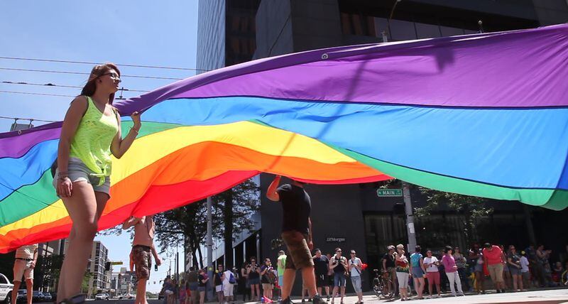 howany people attended gay pride parade nyc 2019