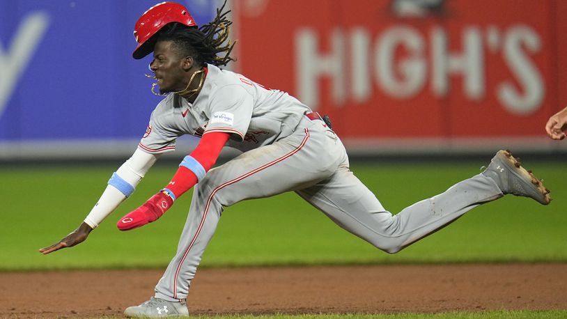 Cincinnati Reds' Elly De La Cruz steals second base against the Baltimore Orioles in the ninth inning of a baseball game, Wednesday, June 28, 2023, in Baltimore. The Reds won 11-7 in 10 innings. (AP Photo/Julio Cortez)