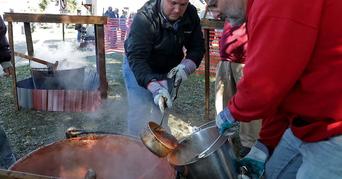 This weekend Enon Apple Butter Festival leads fallthemed activities