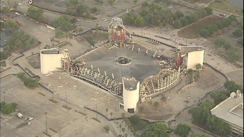 Orlando's Amway Arena imploded