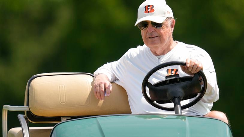 Cincinnati Bengals owner and general manager Mike Brown observes during NFL football practice, Tuesday, June 4, 2024, in Cincinnati. (AP Photo/Jeff Dean)