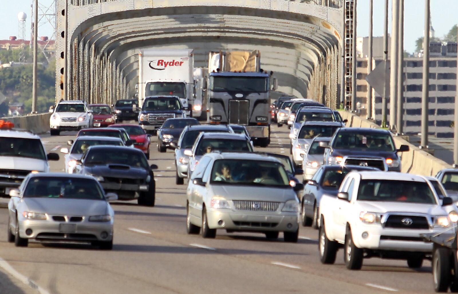 Motorists cross over the Brent Spence Bridge from Ohio in Kentucky. STAFF FILE