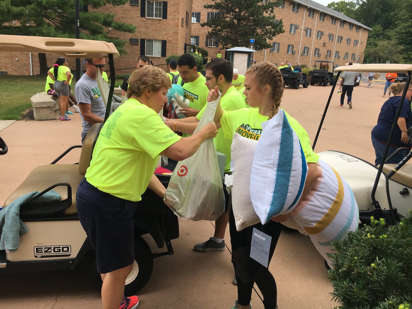 PHOTOS: 900 WSU freshmen move to campus for first time