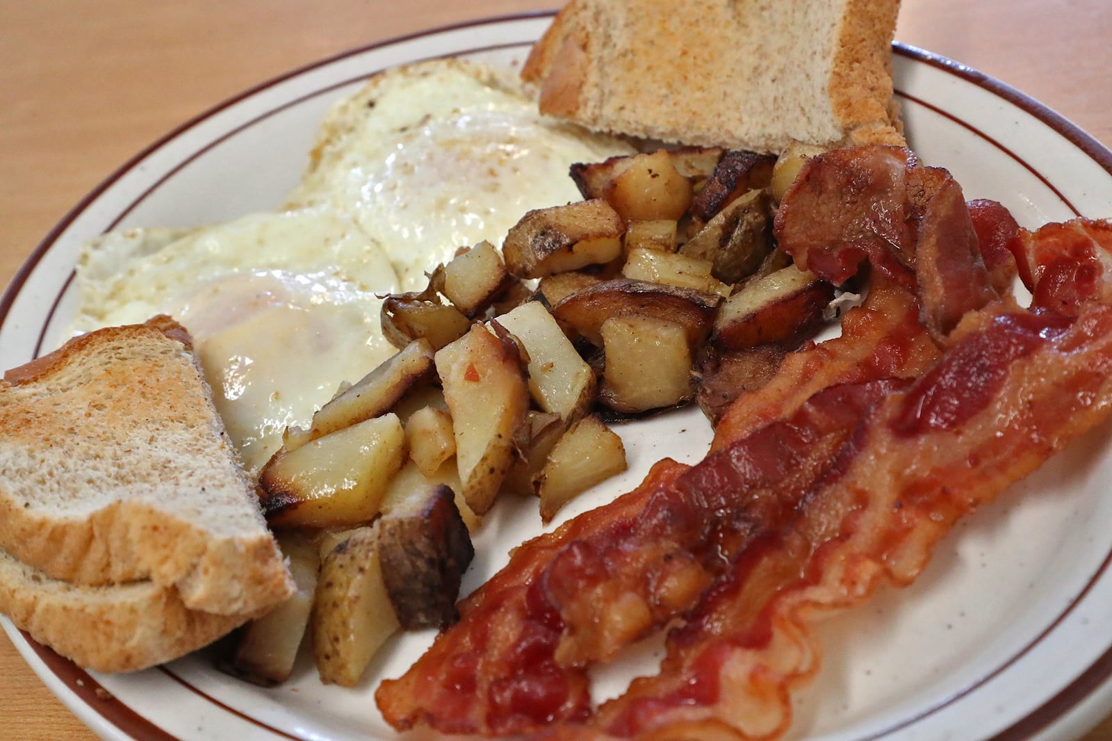 Breakfast at the All Inn Diner & Pizzeria. BILL LACKEY/STAFF