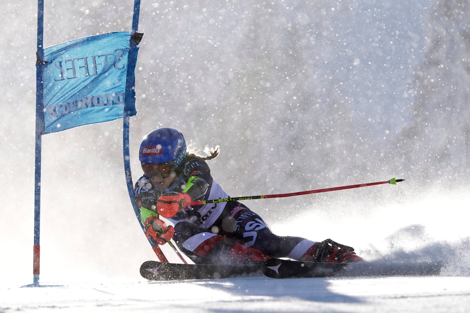 Mikaela Shiffrin, of the United States, competes during a women's World Cup giant slalom skiing race, Saturday, Nov. 30, 2024, in Killington, Vt. (AP Photo/Robert F. Bukaty)