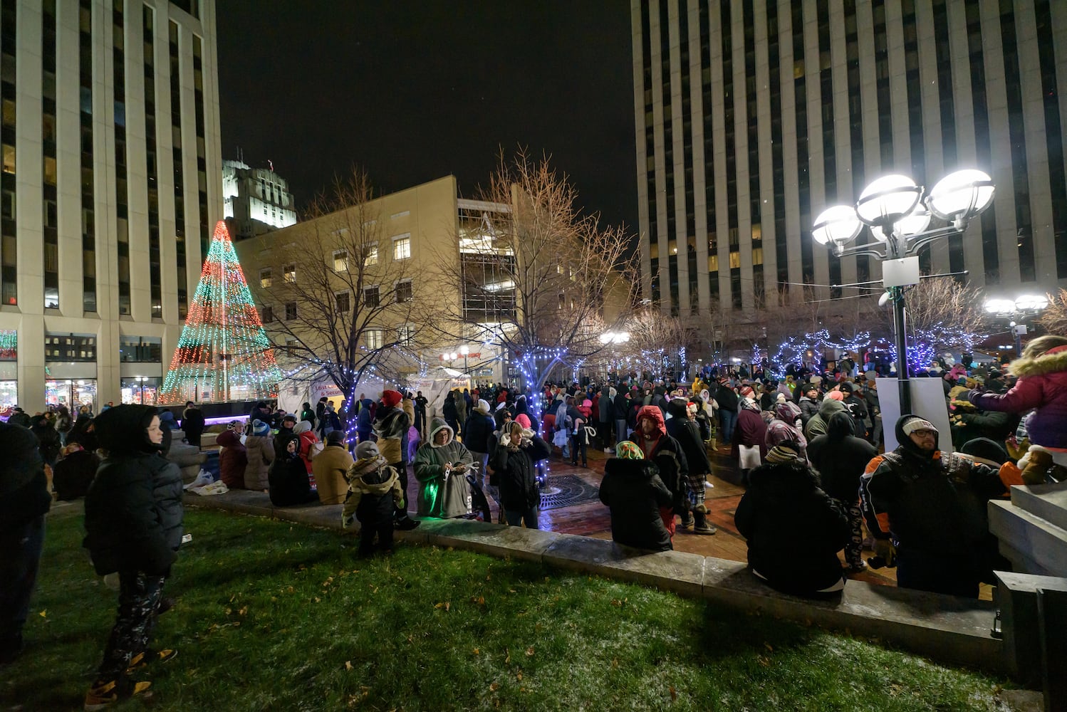 PHOTOS: 2024 Dayton Holiday Festival Grande Illumination & Parade