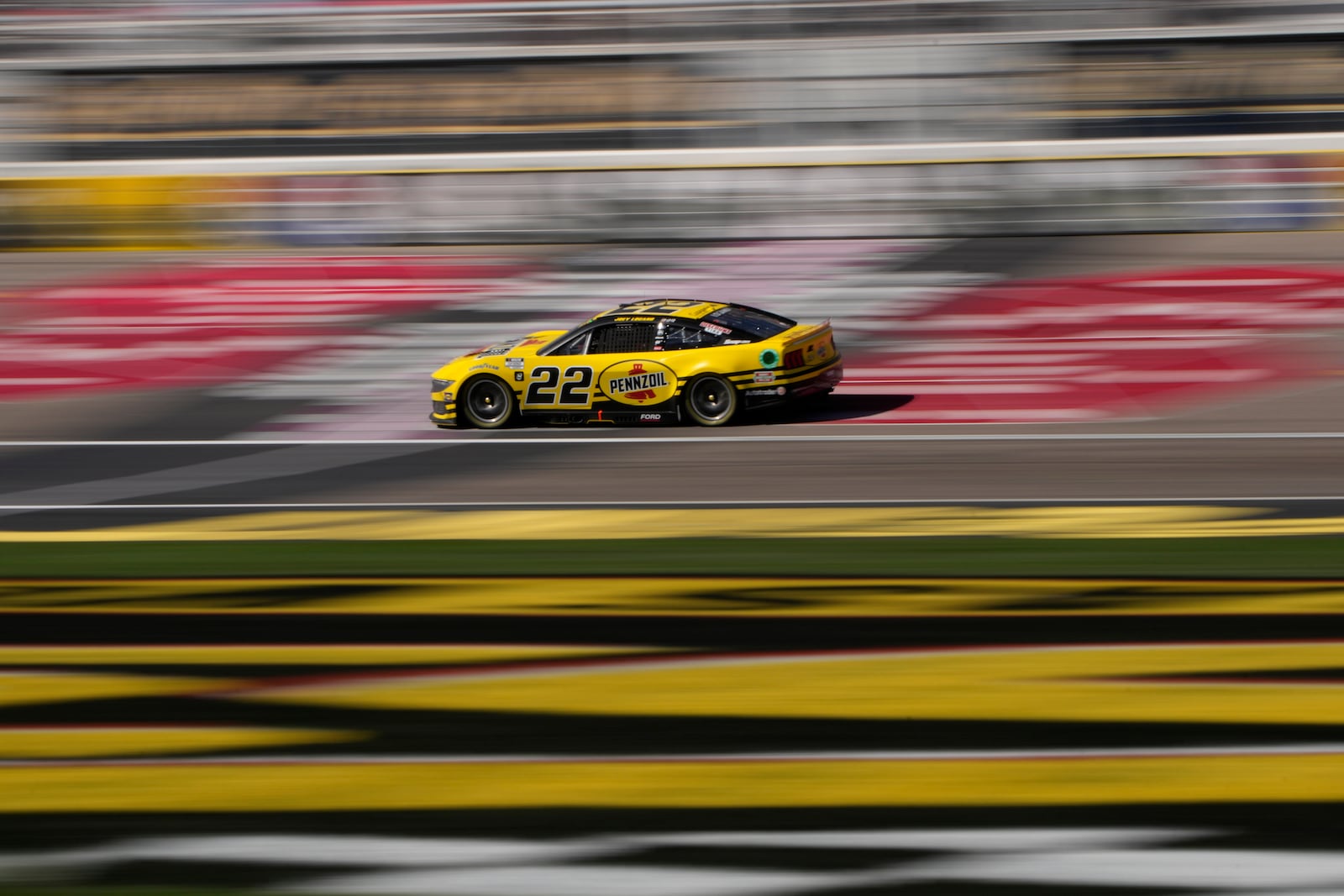 NASCAR Cup Series driver Joey Logano (22) races during a NASCAR Cup Series auto race Sunday, Oct. 20, 2024, in Las Vegas. (AP Photo/John Locher)