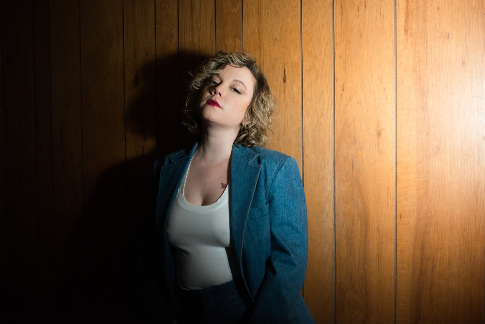 Singer-songwriter Lydia Loveless will bring her alternative country sound that incorporates other genres when she headlines Saturday evening's music at the fifth IndieCraft event in downtown  Springfield.