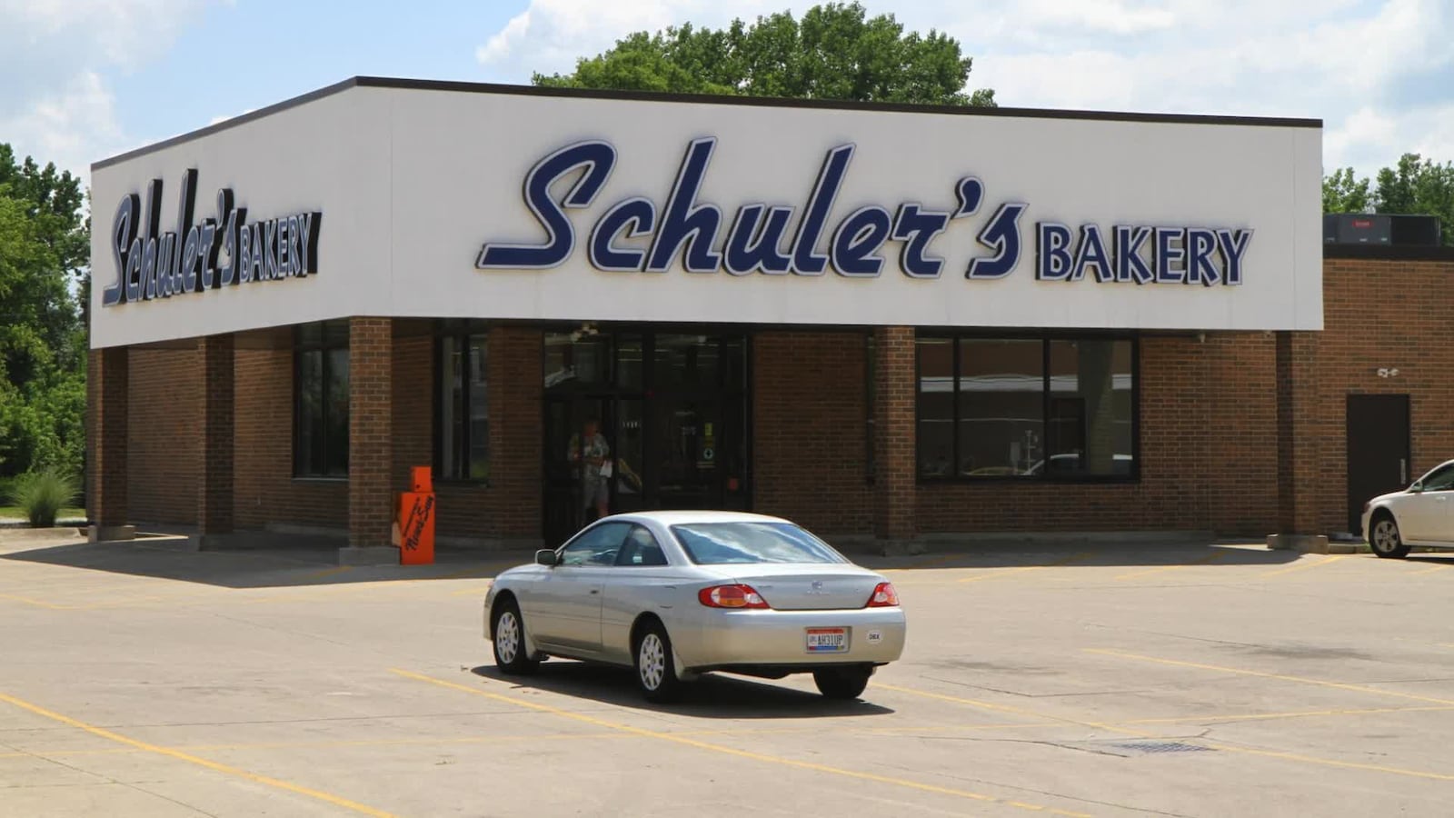 Schuler’s Bakery is scaling back its operation and going to a 5-day a week schedule effective Aug. 1.