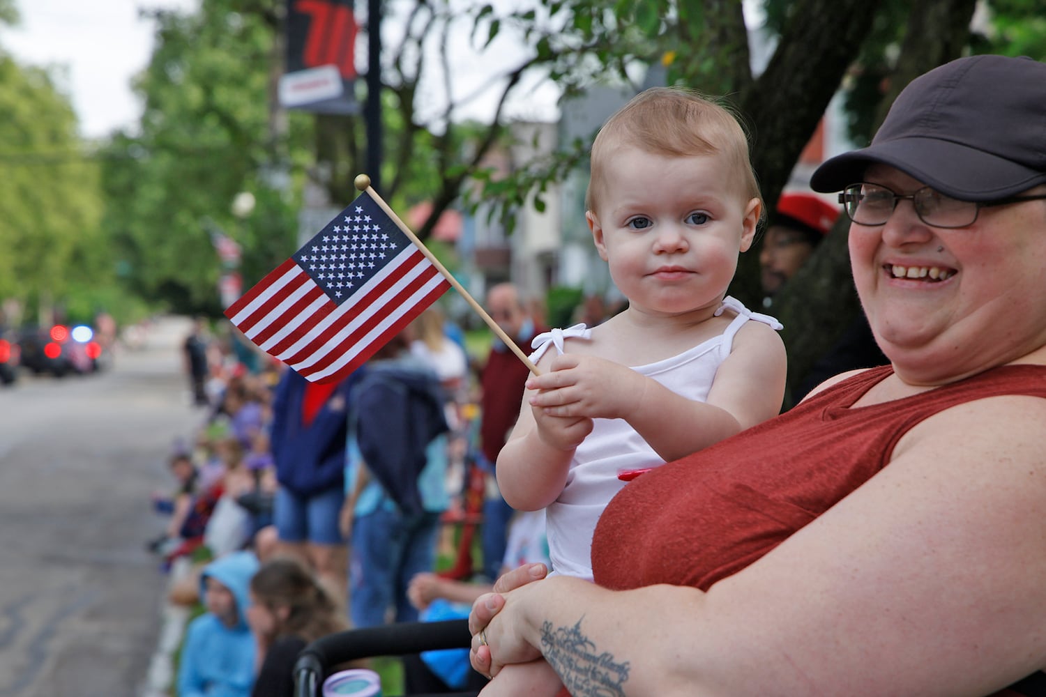 052824 Memorial Parade SNS