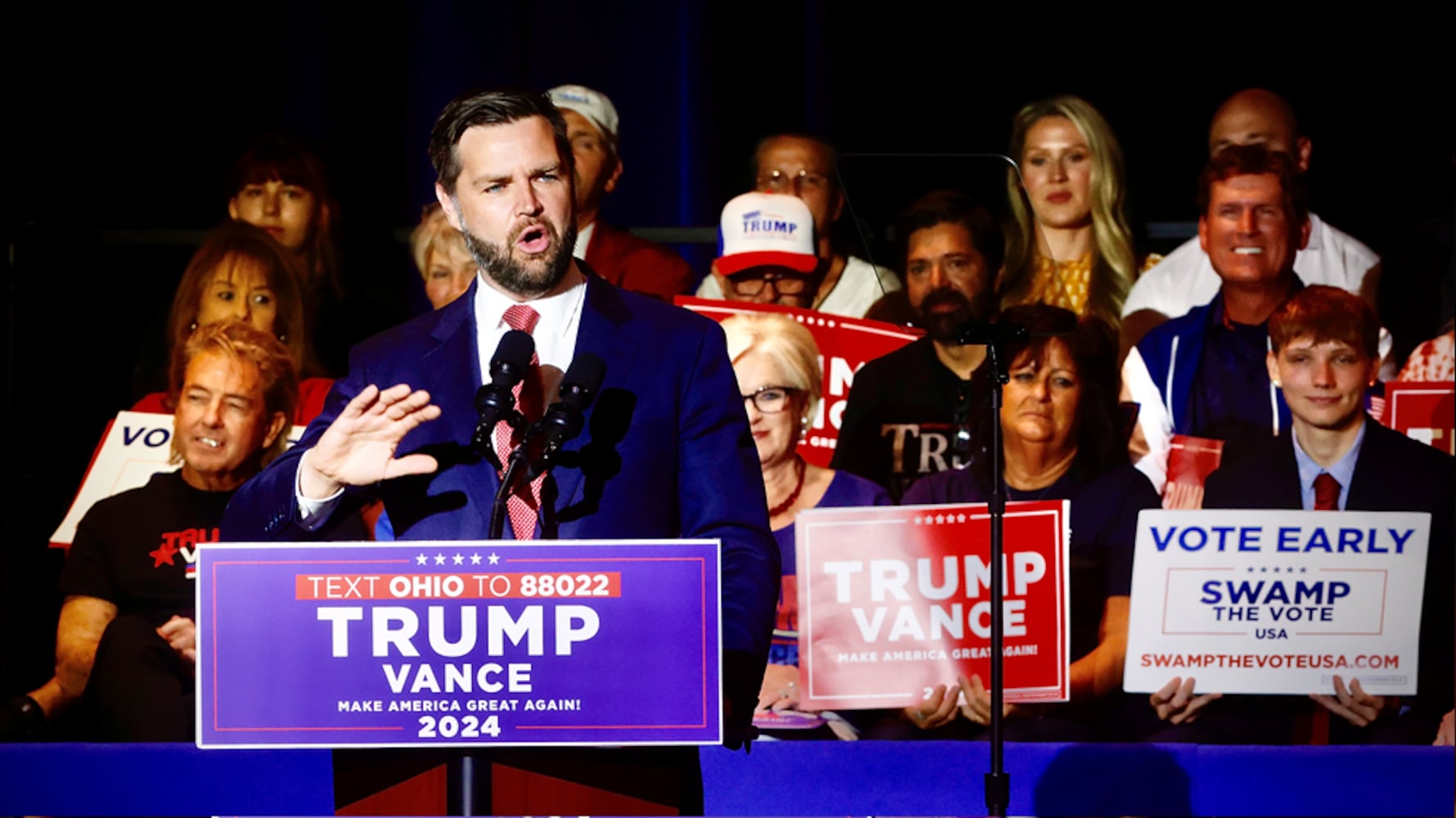 J.D. Vance at Middletown rally