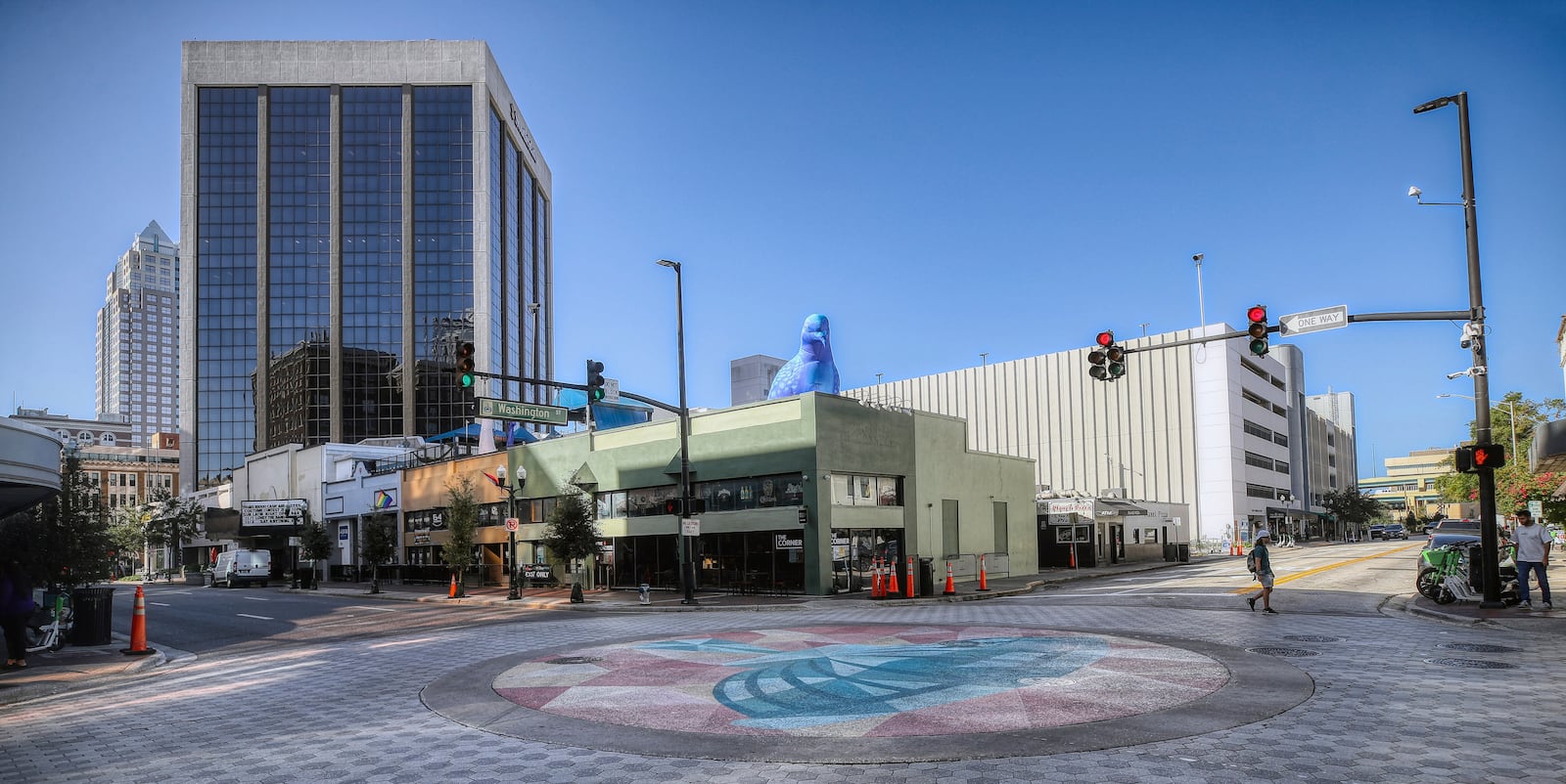 Intersection of Orange Avenue and Washington Street, is clear after two deadly shootings during Halloween celebrations, Friday, Nov. 1, 2024 in Orlando, Fla. (Ricardo Ramirez Buxeda/Orlando Sentinel via AP)