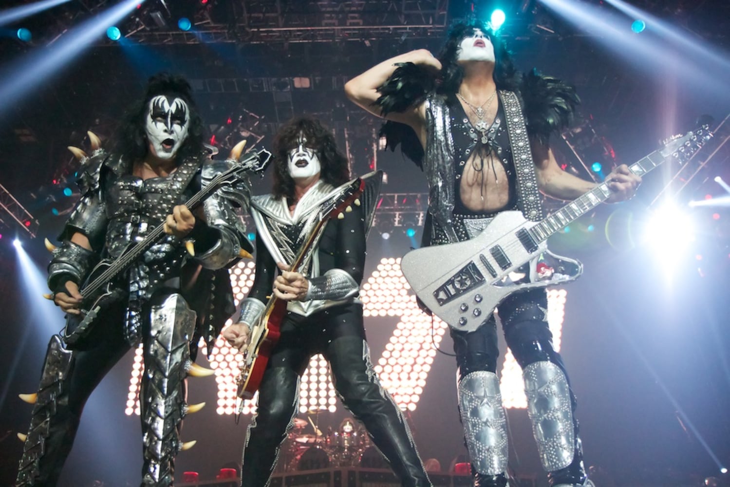 KISS plays Lakewood