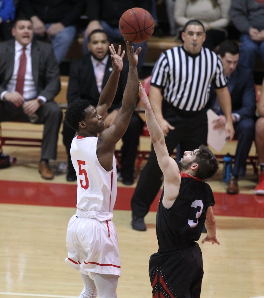 Photos: Wittenberg beats Ohio Wesleyan to win NCAC championship