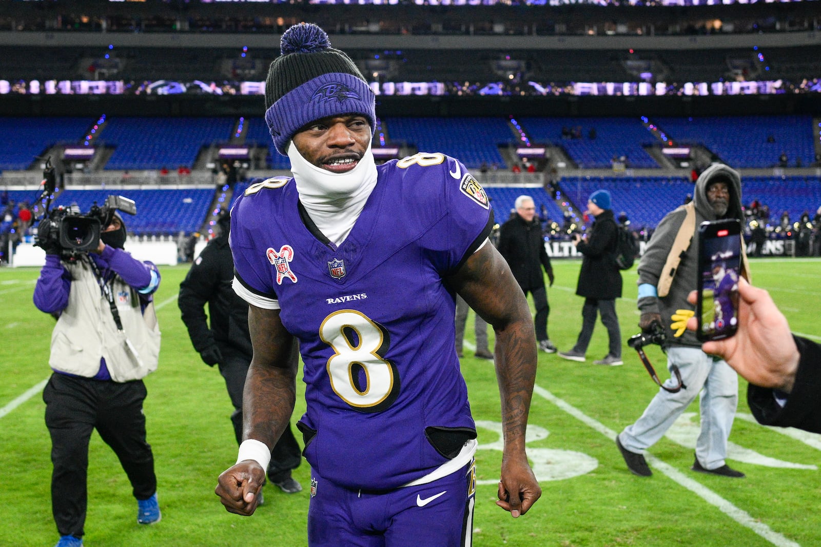 Baltimore Ravens quarterback Lamar Jackson leaves the field following an NFL football game against the Pittsburgh Steelers, Saturday, Dec. 21, 2024, in Baltimore. The Ravens won 34-17. (AP Photo/Nick Wass)