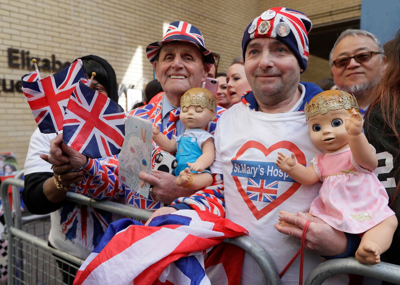 Photos: Royal baby watch: Kate Middleton, Duchess of Cambridge, in labor