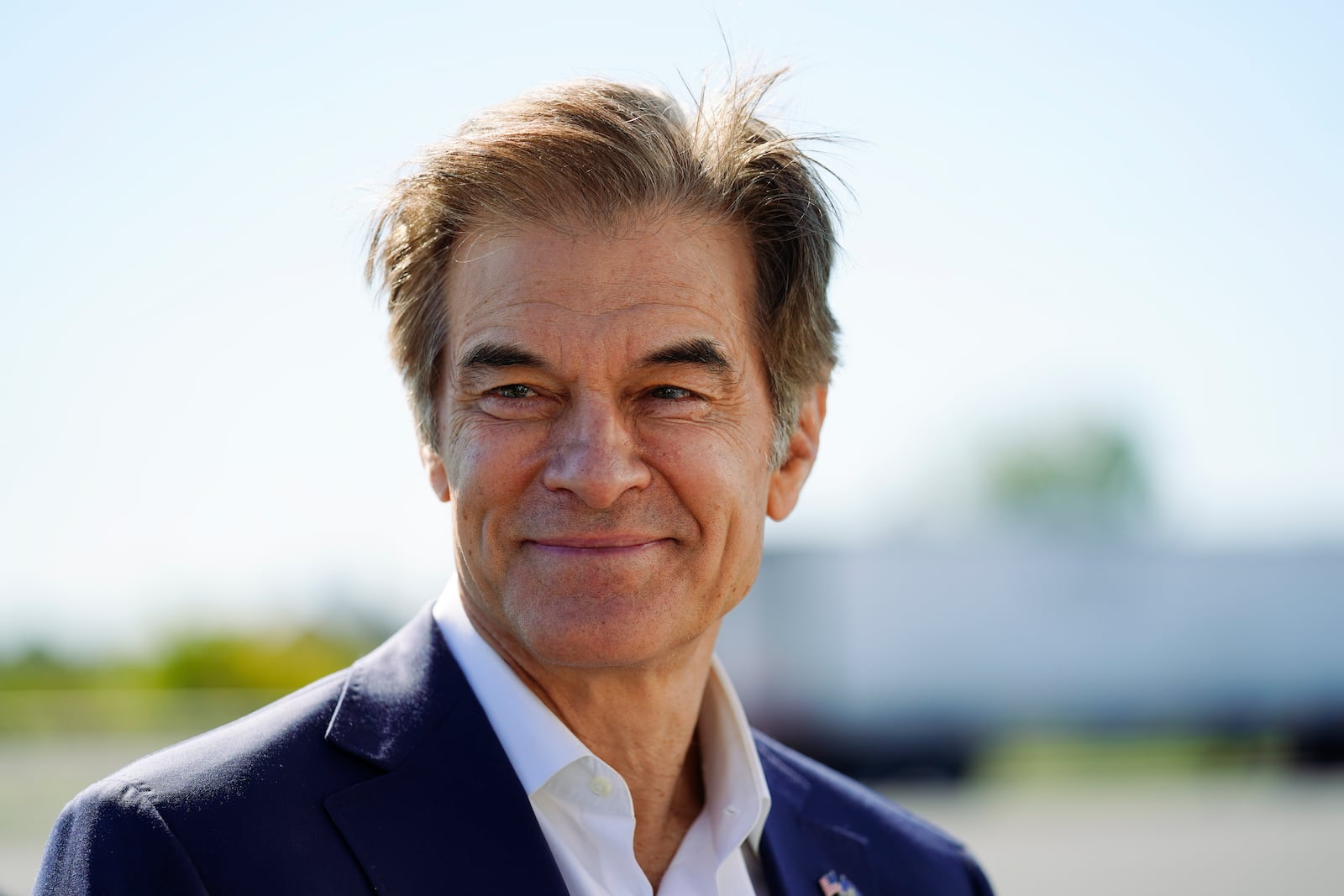 FILE - Mehmet Oz visits the AW Driving School & License Testing Center in Allentown, Pa., Sept. 23, 2022. (AP Photo/Matt Rourke, File)