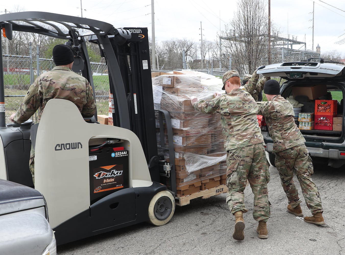 PHOTOS: National Guard Helps Distribute Food