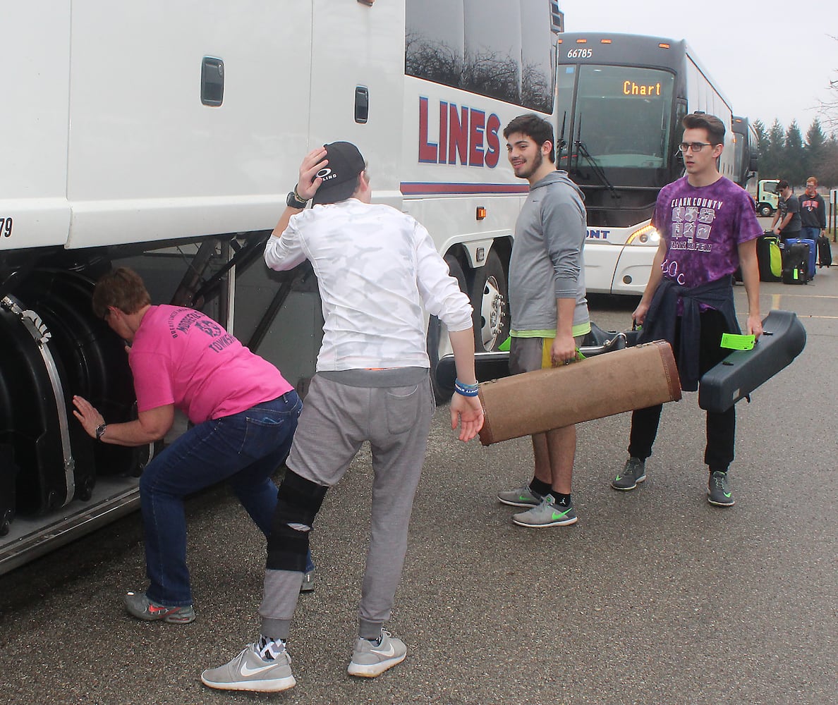 PHOTOS: Kenton Ridge band prepares for performance at Mardi Gras