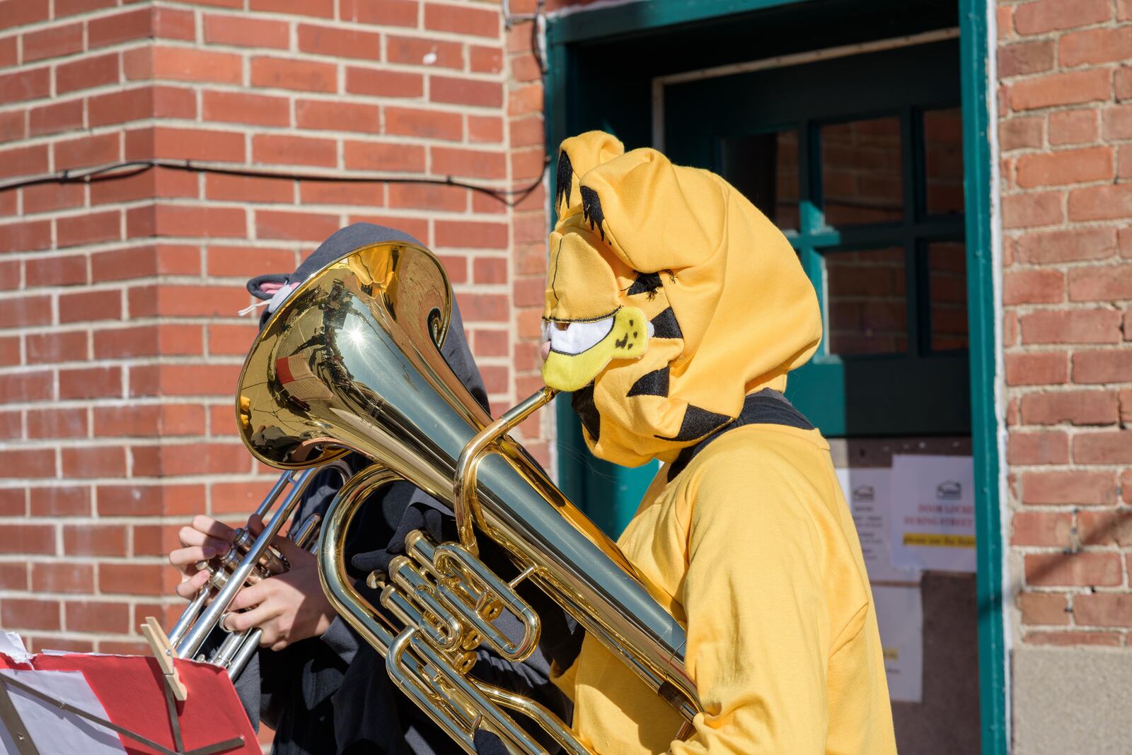 The Yellow Springs Street Fair and Music & Beer Fest — a day of art, music, street performers, food and beer — took over the downtown Yellow Springs on Saturday, Oct. 12. The street fair featured more than 250 handmade arts and crafts vendors, live music and local craft beer. TOM GILLIAM / CONTRIBUTING PHOTOGRAPHER