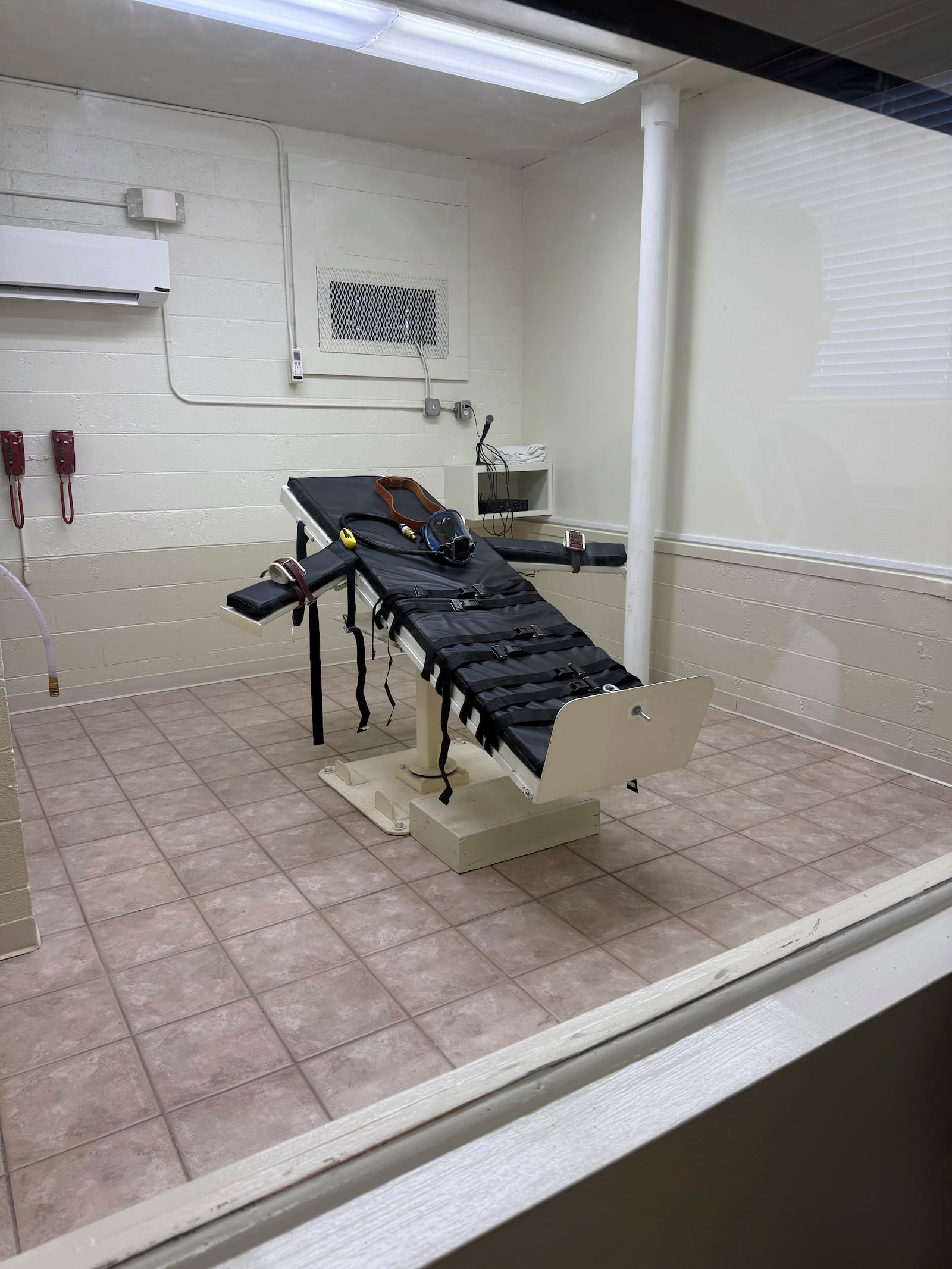 An undated photo provided by The Promise of Justice Initiative shows the new execution chamber at the Louisiana State Penitentiary. (The Promise of Justice Initiative via AP)