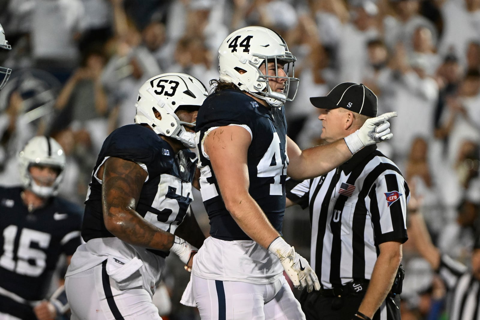 Penn State tight end Tyler Warren (44) celebrates after a touchdown against Illinois during the first quarter of an NCAA college football game, Saturday, Sept. 28, 2024, in State College, Pa. (AP Photo/Barry Reeger)