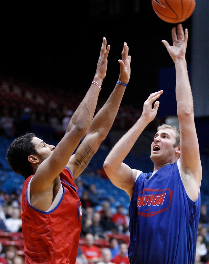 UD Red & Blue Basketball Scrimmage