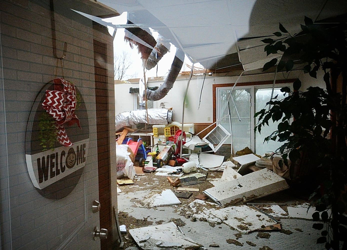 Tornado damage Miami county