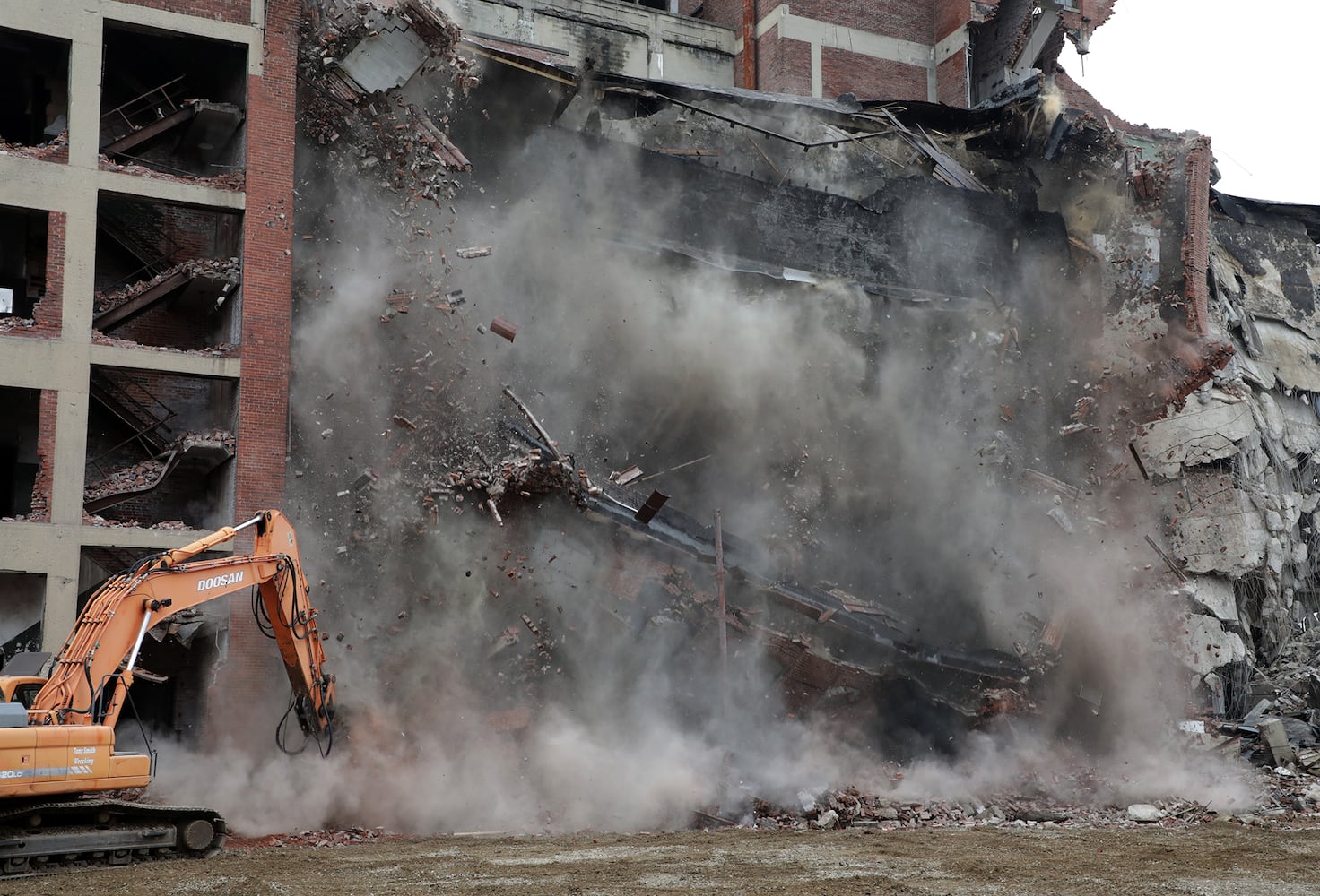 PHOTOS: Crowell-Collier Building Demolition