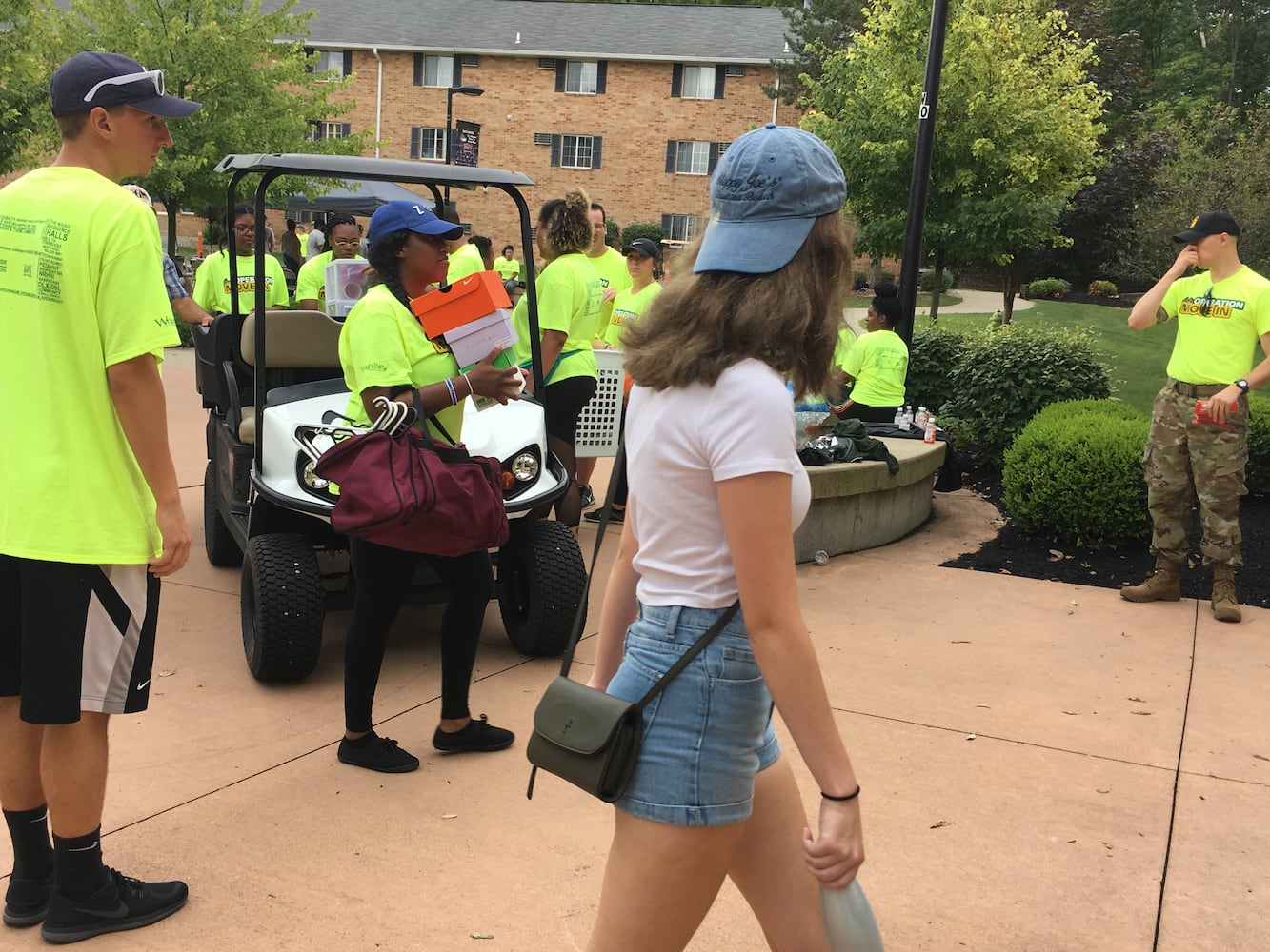 PHOTOS: 900 WSU freshmen move to campus for first time