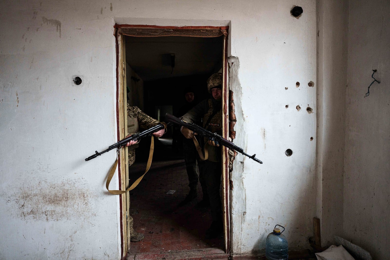 FILE - Ukrainian soldiers of the Da Vinci Wolves Battalion train not far from the front line in the Pokrovsk area of the Donetsk region, Ukraine, Jan. 29, 2025. (AP Photo/Evgeniy Maloletka, File)