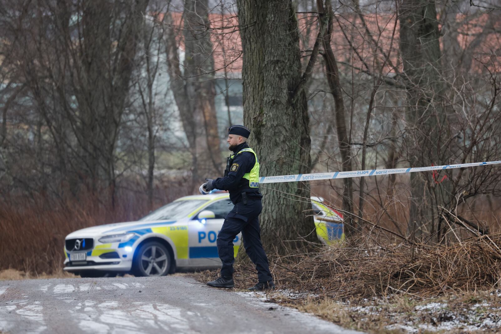 Police at the scene of an incident at Risbergska School, in Örebro, Sweden, Tuesday, Feb. 4, 2025. (Kicki Nilsson/TT News Agency via AP)