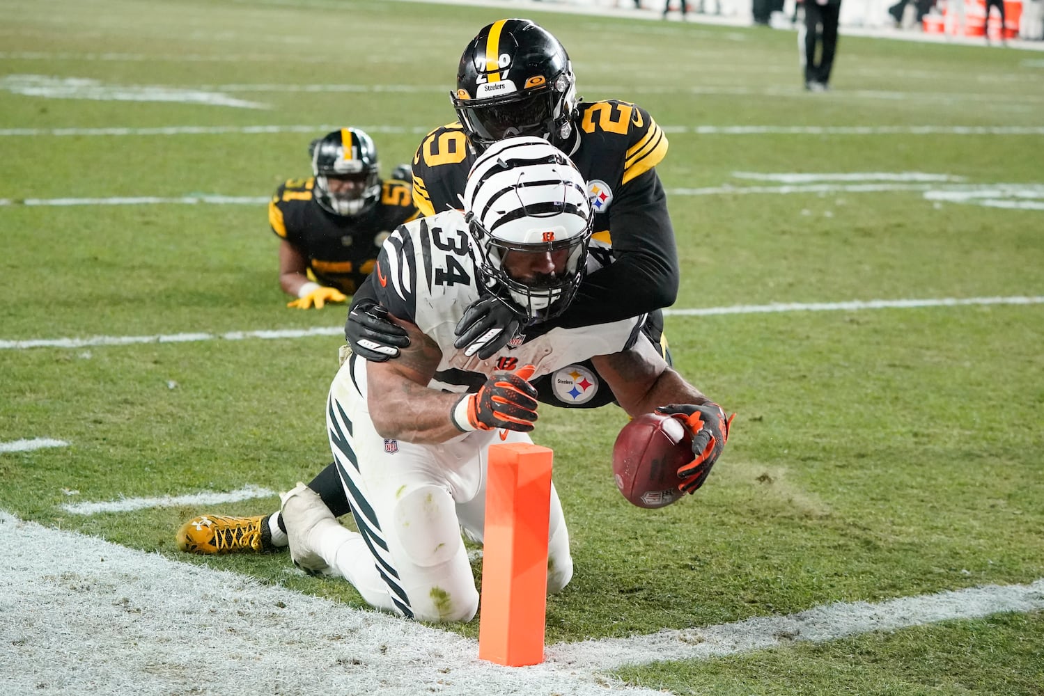 Bengals Steelers Football