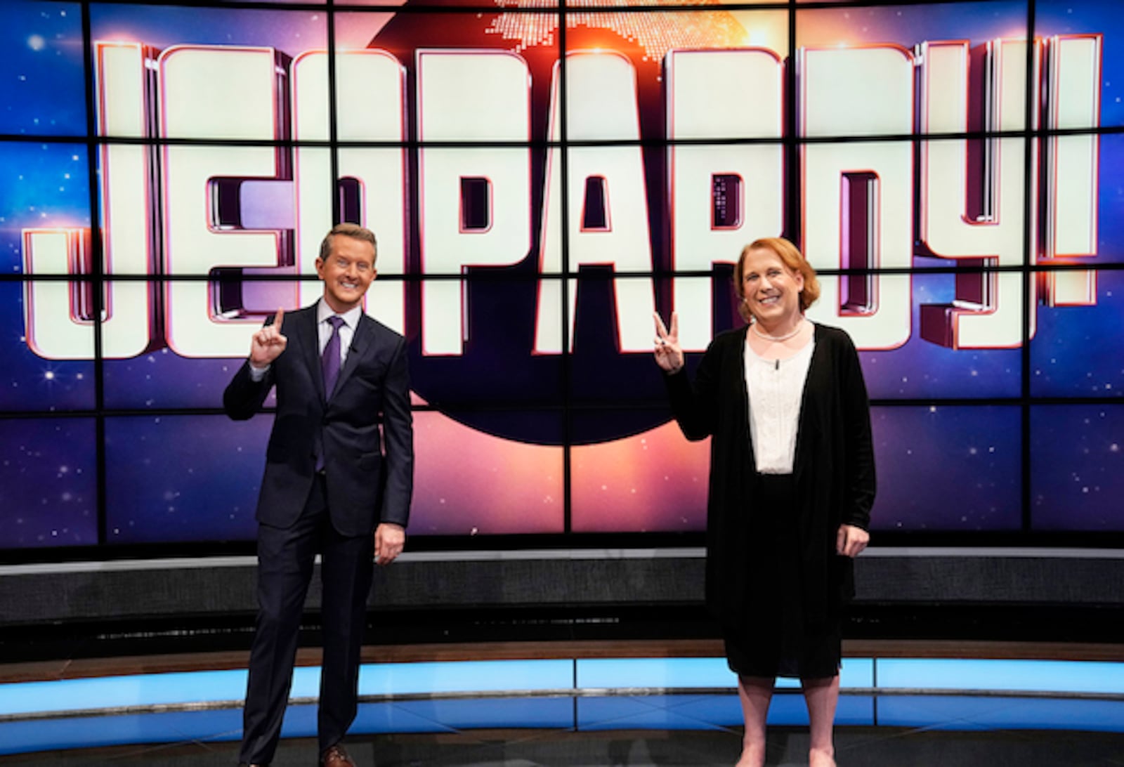 Jeopardy! - Season 38 - Week 20 - Show #8563 - Airdate 01/26/2022