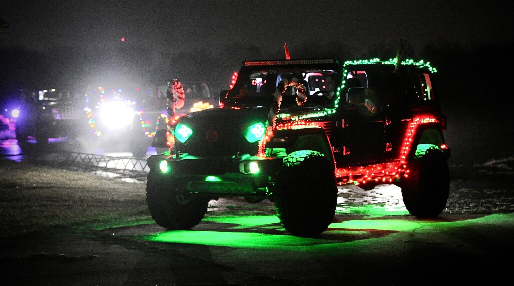 Tremont City tree lighting