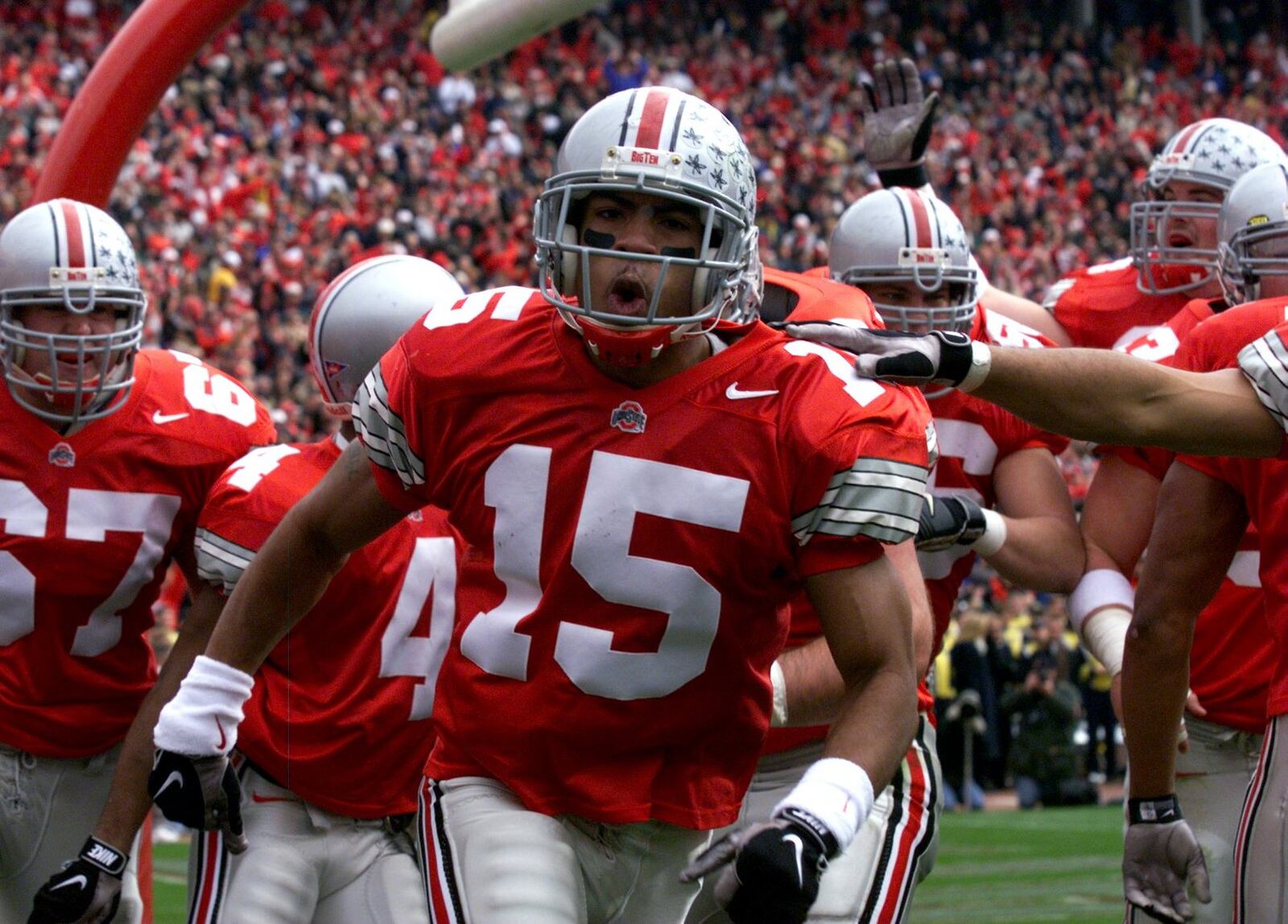 Ohio State wide receiver Dee Miller reacts after catching a pass and scoring a touchdown on Nov. 21, 1998. Skip Peterson/Staff