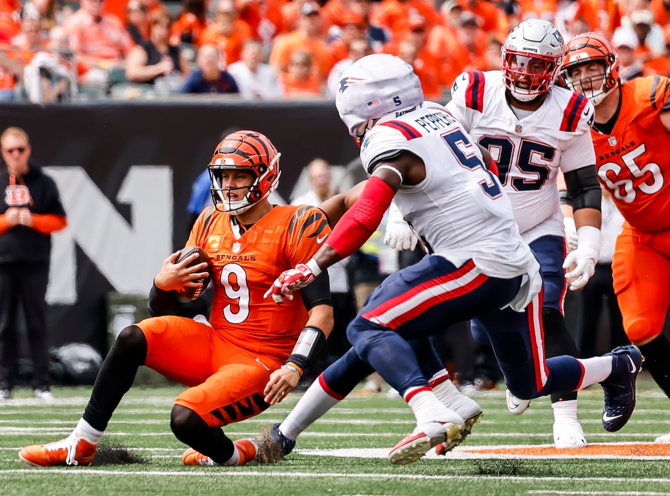 090824 Bengals vs Patriots football