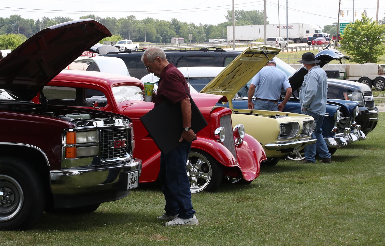 PHOTOS: Springfield Swap Meet and Car Show