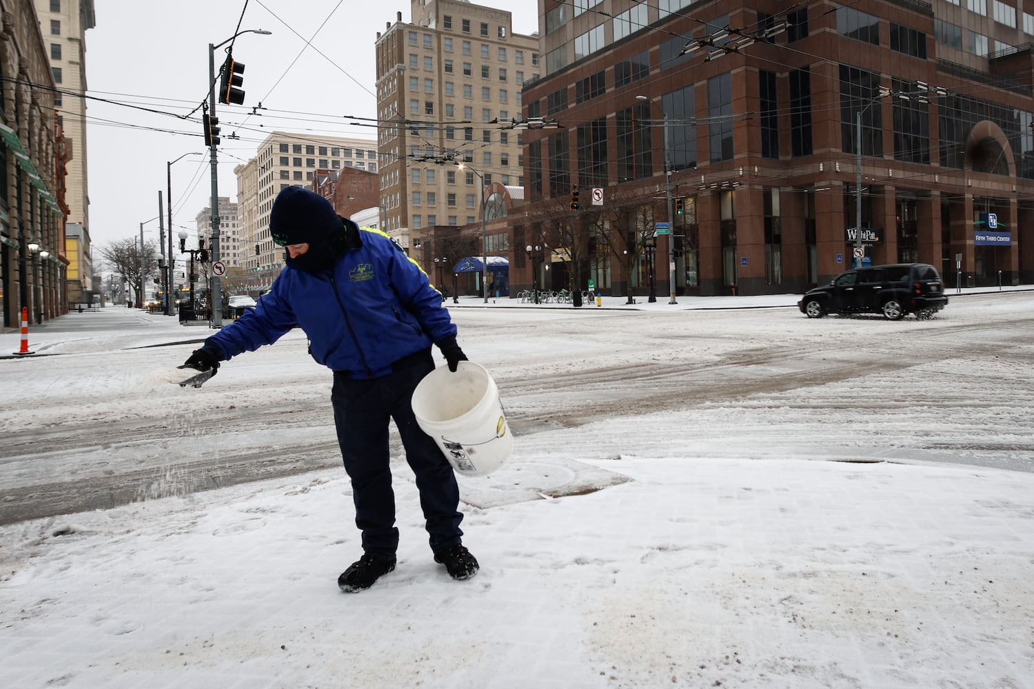 Winter weather strikes Miami Valley