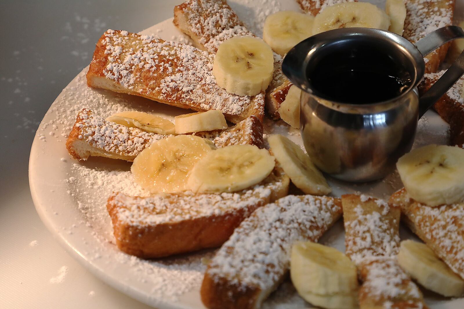 Fresh banana french toast at Mundy's Diner. Bill Lackey/Staff