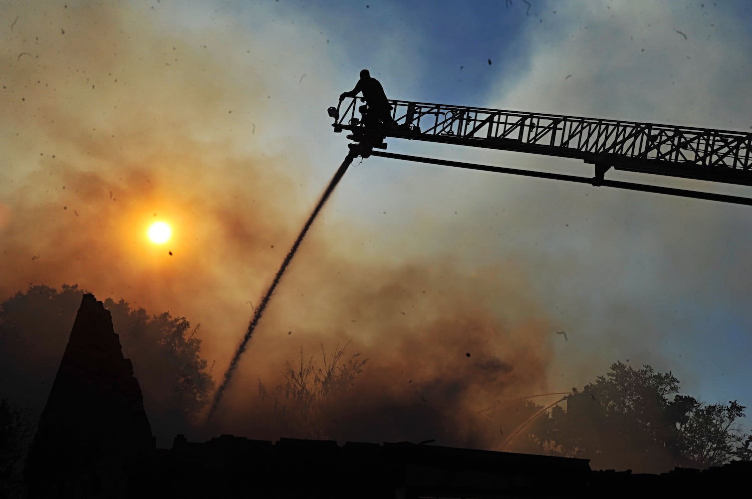 PHOTOS: Springfield James Street fire