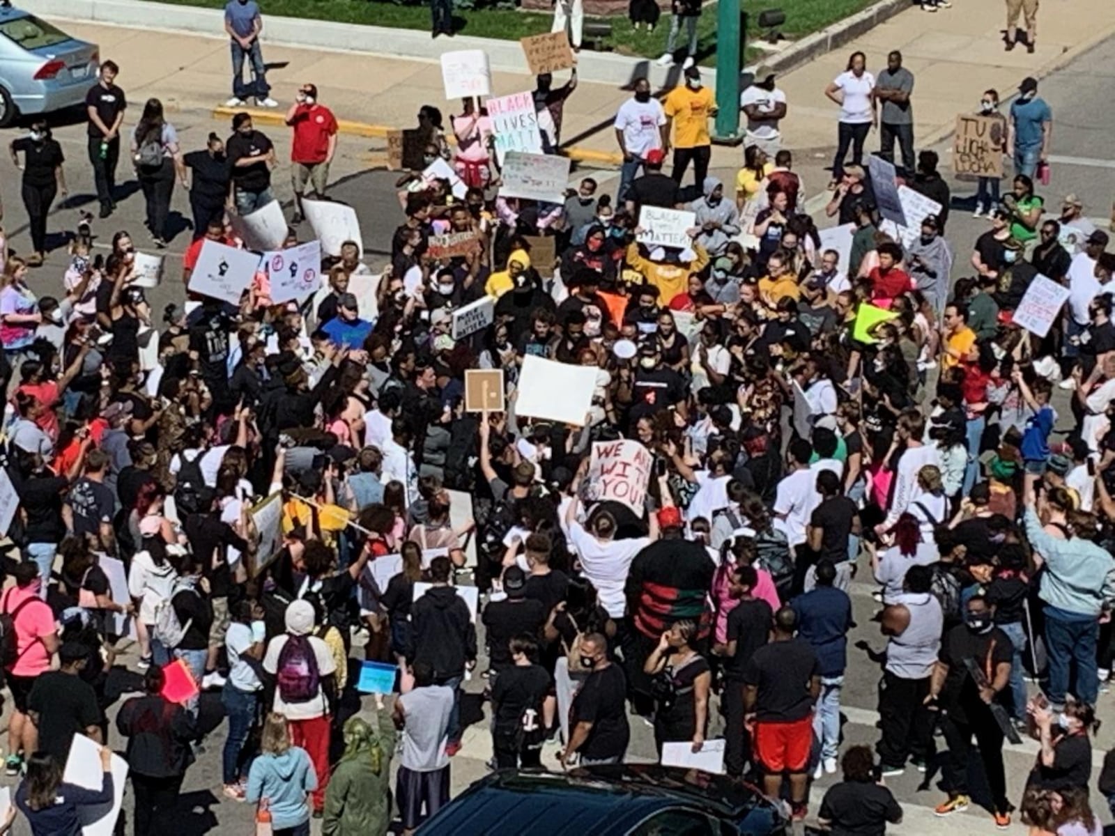 A large crowd marched through Springfield on Sunday, May 31, 2020, at one point blocking the intersection of Columbia and Limestone. BILL LACKEY / STAFF