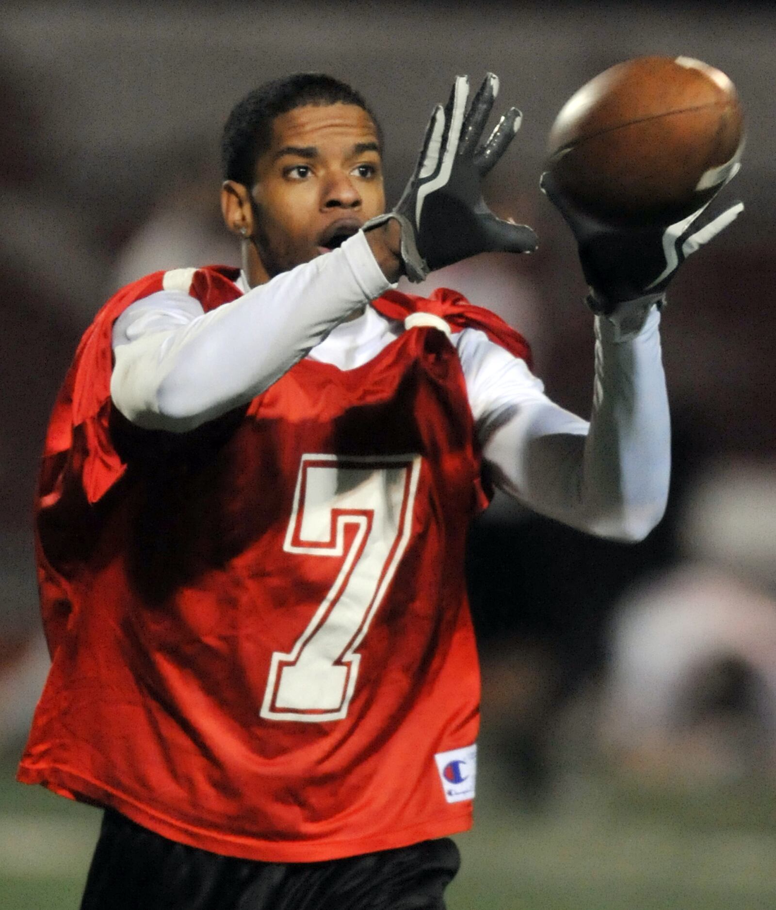 Wittenberg's Karlos Marshall catches a pass during \uFEFFpractice. Staff photo by Bill Lackey