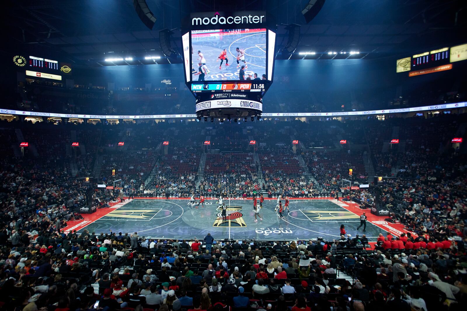 The Minnesota Timberwolves brings the ball up court against the Portland Trail Blazers during the first half of an Emirates NBA Cup basketball game in Portland, Ore., Tuesday, Nov. 12, 2024. (AP Photo/Craig Mitchelldyer)