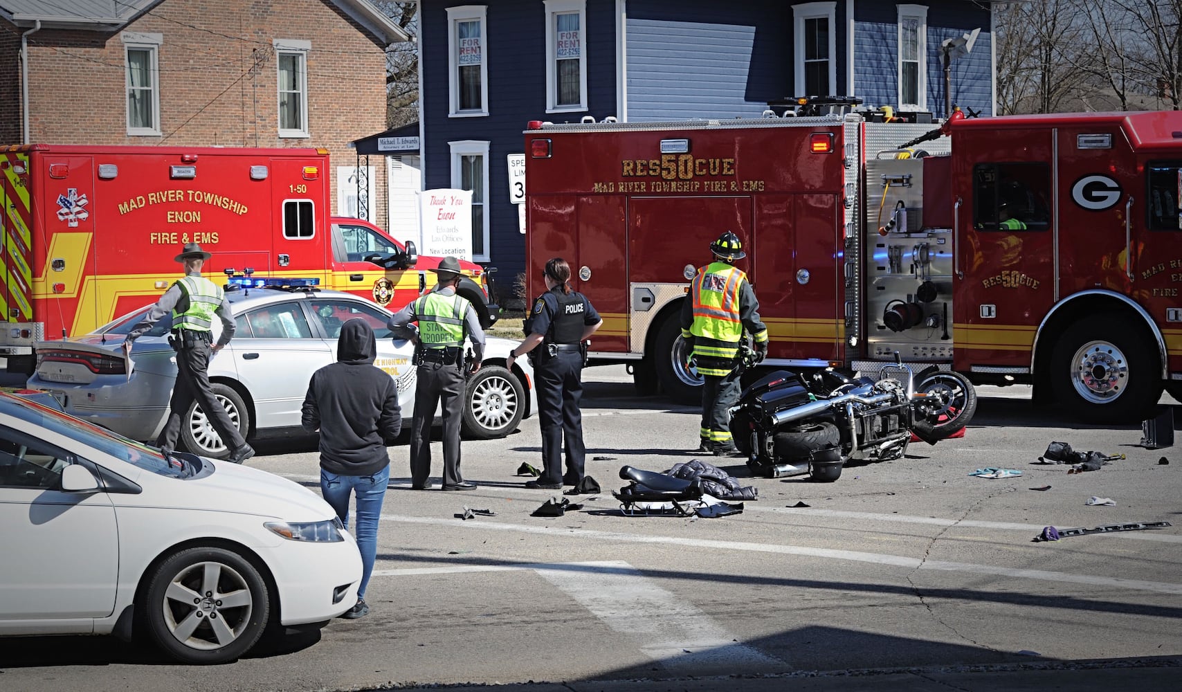 Motorcycle crash in Enon