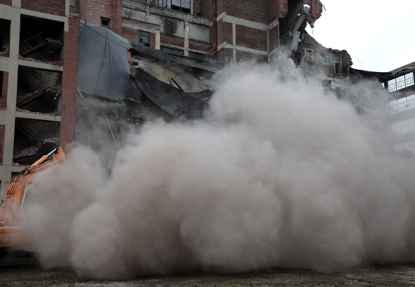 PHOTOS: Crowell-Collier Building Demolition