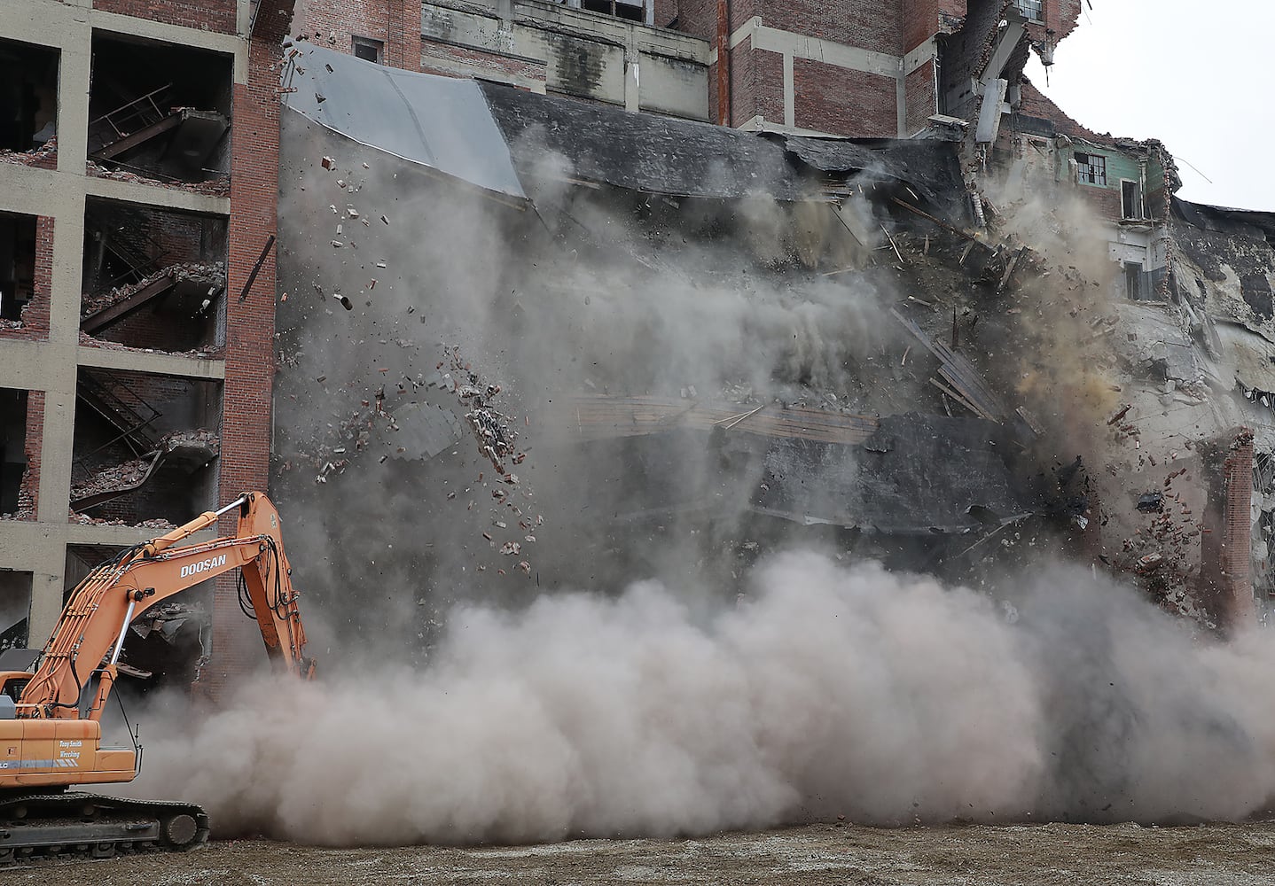 PHOTOS: Crowell-Collier Building Demolition